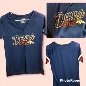 Womens Denver bronco tee- size Med